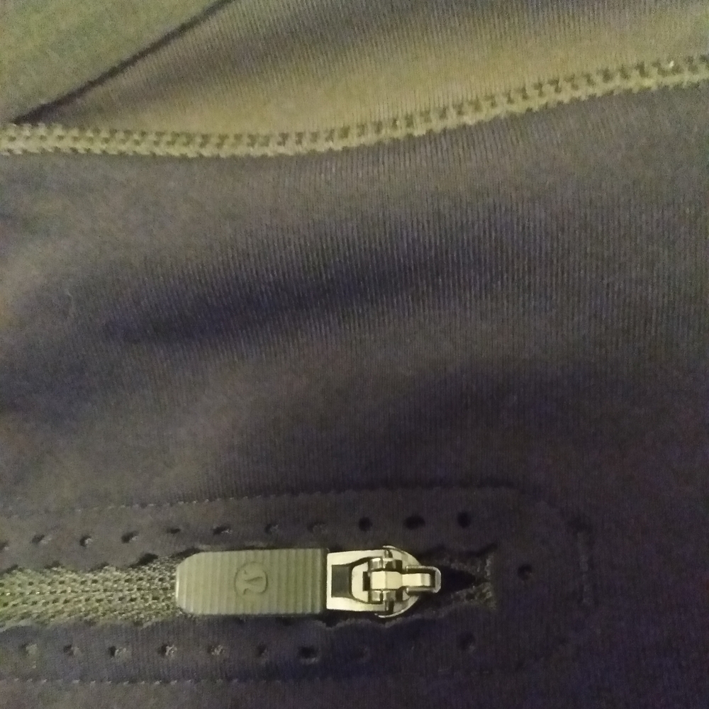 Lululemon Smooth Stride Crop Legging